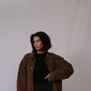 Meet your Posher, Chloe